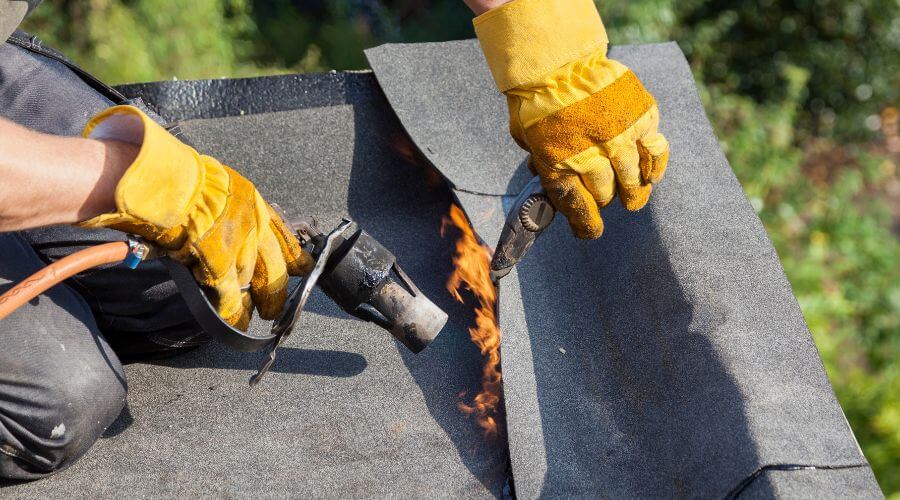 Expert Emergency Roof Repairs services in Somerville, OH